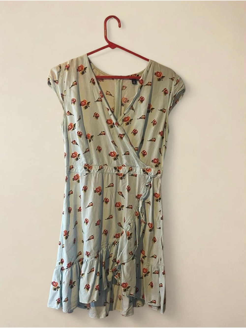 J. Crew Women's Light Blue Floral Wrap Dress with Ruffle Hem Size 6
